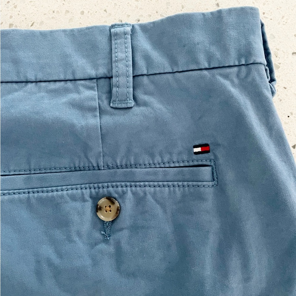 Tommy Hilfiger Shorts 8” Mens Size 38 Light Blue Chino 4 Pocket Casual Cotton - Picture 6 of 6
